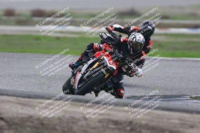 media/Nov-30-2025-TrackDaz (Sun) [[d8b22663df]]/A Group/Session 2 (Sunset)/